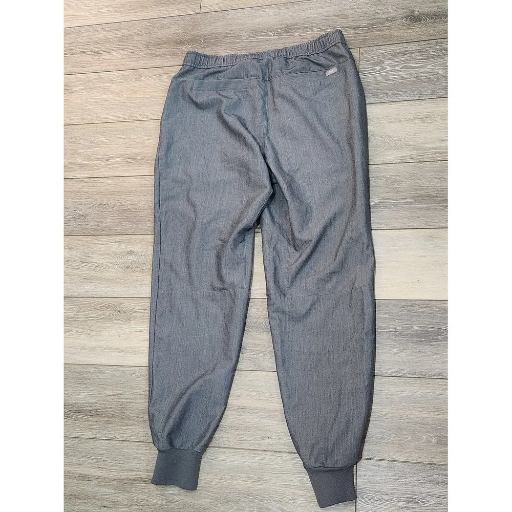 Figs Men's Gray Jogger Scrub Pants with Green Drawstring Size M
